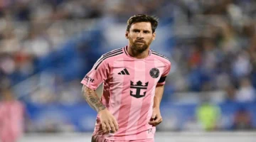 ميسي يمدد عقده مع إنتر ميامي ويعزز فرص الفريق في دوري الأمريكي لكرة القدم